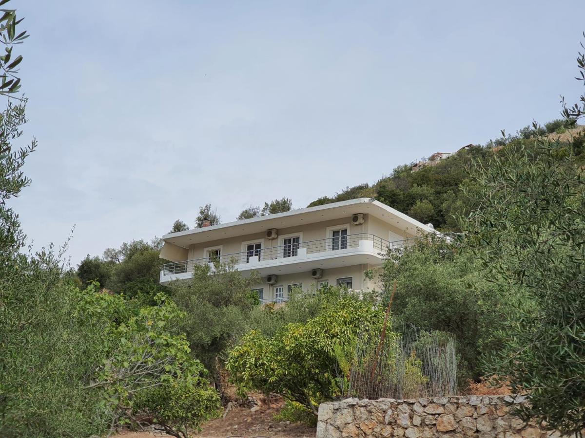 Bodini'S Rooms Himare Exterior foto